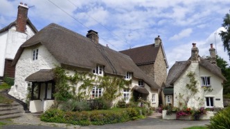 HBO《哈利·波特》英國最美鄉(xiāng)村開拍，開機(jī)前先修路