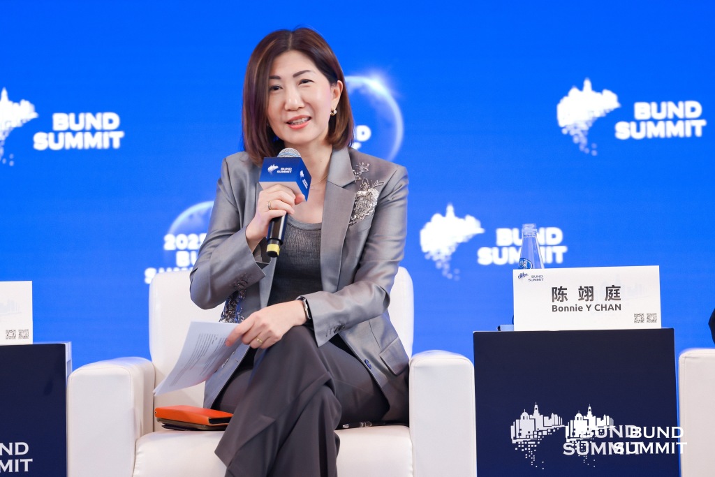 港交所陈翊庭谈香港股市上涨原因：能呈现令人兴奋的投资机会