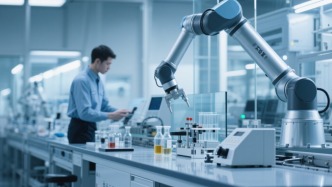 科技部部長：“十五五”時(shí)期要抓住新一輪科技革命和產(chǎn)業(yè)變革的歷史機(jī)遇