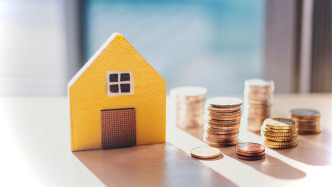 前三季度贷款投向明确：工业中长期贷款增逾2万亿，住户经营性贷款增逾1万亿