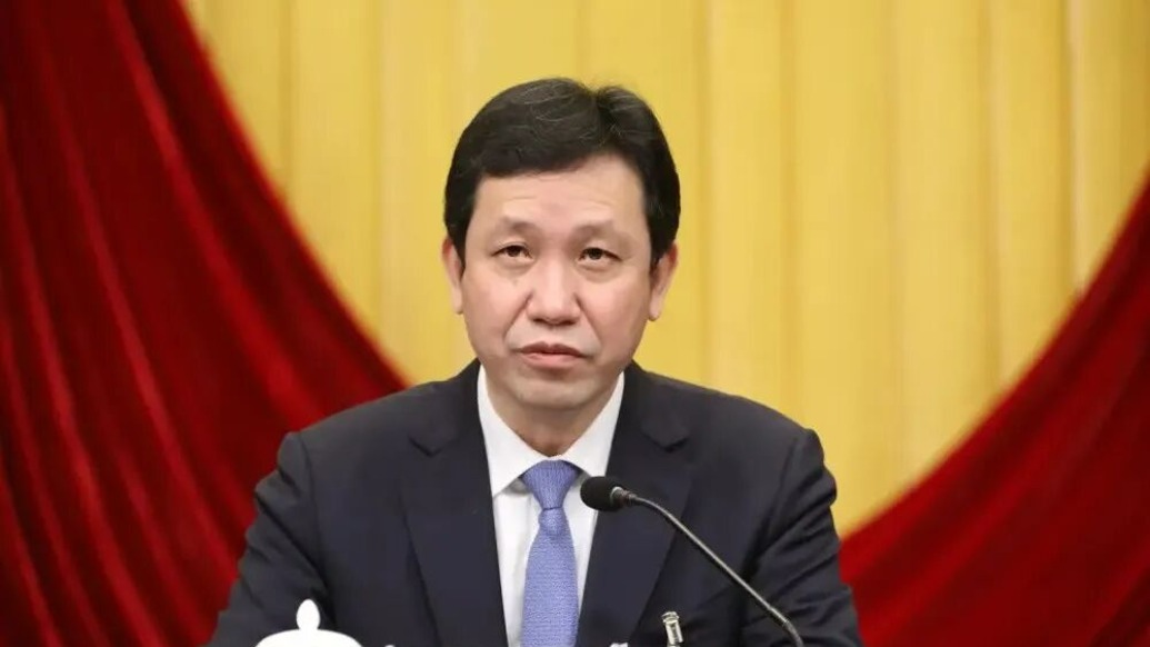 靳国卫任职表态发言：完全拥护、坚决服从党中央决定