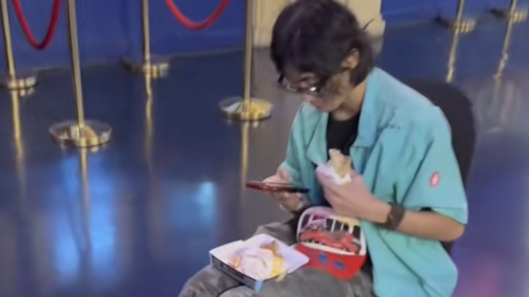 中國游客在泰國曼谷暈倒，同胞出手：“咱不幫誰幫，不能給中國抹黑！”