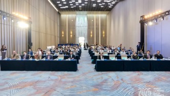 諾獎(jiǎng)得主勉勵(lì)青年科學(xué)家：不要只做那些你已經(jīng)能夠做到的事