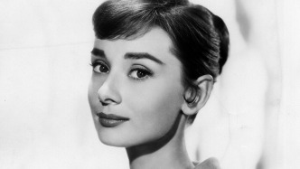 奥黛丽·赫本之子在苏州胜诉：餐饮公司使用“赫本”作为店招被判赔偿20万元