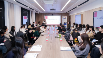 復(fù)旦發(fā)布播客調(diào)查報(bào)告：用戶愿投入較長(zhǎng)時(shí)間收聽(tīng)，且傾向深入互動(dòng)