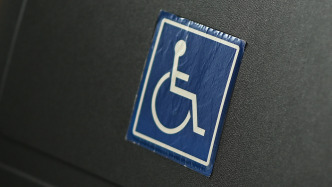 馬上評｜無障礙出行，需要更多“星星點燈”的努力