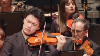 時(shí)隔19年中國音樂家再獲帕格尼尼獎(jiǎng)冠軍，這次是17歲章奧哲