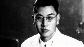 戴望舒誕辰120周年｜從《雨巷》到抗戰(zhàn)前沿：戴望舒的多維人生與文化堅(jiān)守