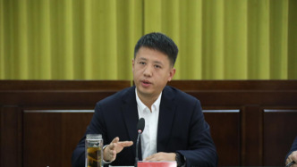 河南“準(zhǔn)85后”墩苗干部、漯河市召陵區(qū)區(qū)長(zhǎng)王中偉擬任新職