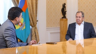 俄美領(lǐng)導(dǎo)人布達(dá)佩斯會(huì)晤為何被“推遲”？俄外長披露溝通細(xì)節(jié)