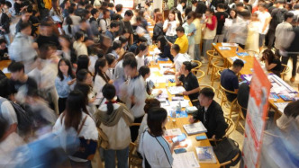 新華社評論員：讓現(xiàn)代化建設(shè)成果更多更公平惠及全體人民