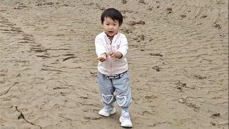 夜讀｜家鄉(xiāng)的黃泥巴，“黏”人