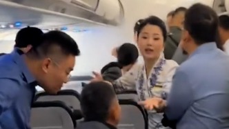充電寶突然冒煙，西部航空致歉：組織旅客有序離機(jī)，現(xiàn)場(chǎng)安全可控