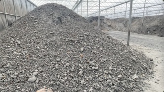 影子暗訪｜“毒”營養(yǎng)土調(diào)查：工業(yè)污泥、建筑垃圾等被包裝成品牌“營養(yǎng)土”