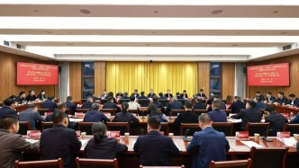 茅臺(tái)集團(tuán)黨委書記陳華主持召開黨委（擴(kuò)大）會(huì)：要主動(dòng)維護(hù)渠道生態(tài)韌性