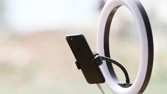 中央網(wǎng)信辦開展整治網(wǎng)絡(luò)直播打賞亂象：重點(diǎn)整治低俗團(tuán)播引誘打賞等4類問題