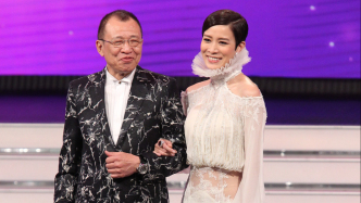 楊千嬅、佘詩曼等悼念許紹雄：兢兢業(yè)業(yè)拍戲，無私幫助后輩