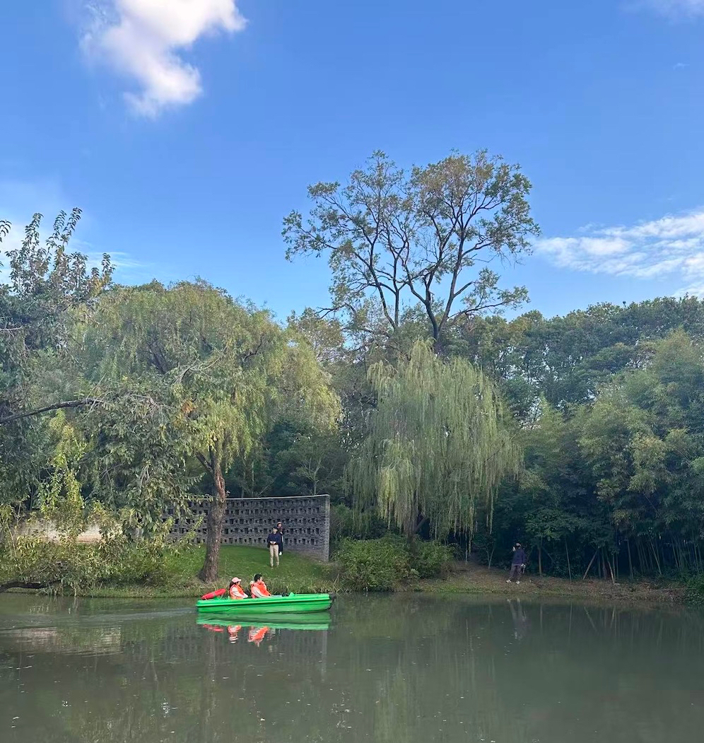 为什么松江方塔园里的这座竹亭看上去这么现代？