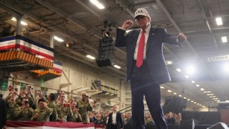 “我喜歡蒸汽的”，特朗普吐槽美航母電磁彈射：幾十億白花了