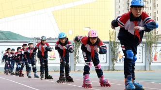 半月談：鼓勵(lì)設(shè)置“無作業(yè)日”，傳遞出更清晰的教育信號(hào)