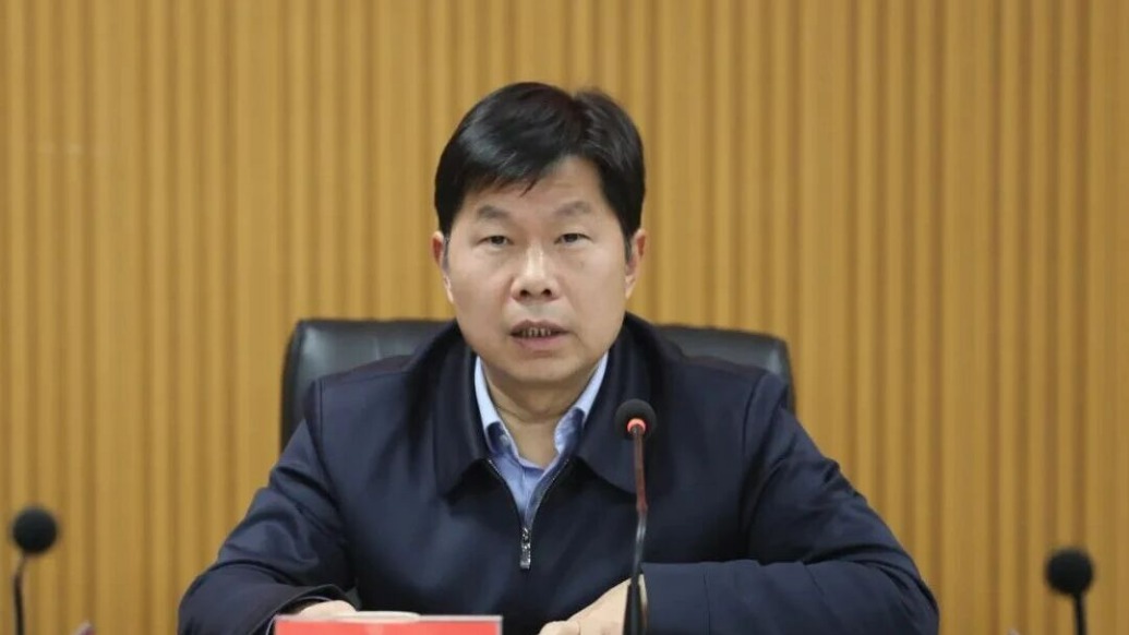 胡跃龙，拟破格提拔升厅级