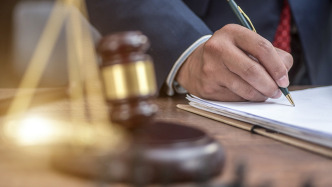 司法部副部長胡衛(wèi)列：法治教育內(nèi)容應(yīng)當(dāng)準(zhǔn)確、清楚，避免誤導(dǎo)