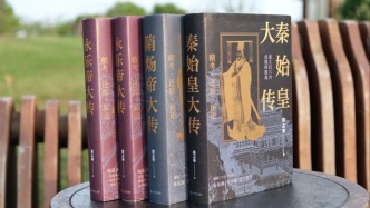 年過(guò)八旬，這位學(xué)者型出版人依然在為歷史寫(xiě)作耕耘著