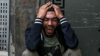 第1現(xiàn)場(chǎng)｜?；鹌陂g以軍空襲已致加沙超800人傷亡