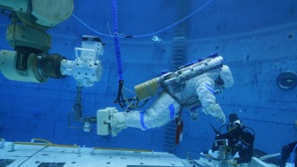 國內(nèi)首位電池專家將進入太空，他研究的方向事關(guān)神舟飛船“心臟”