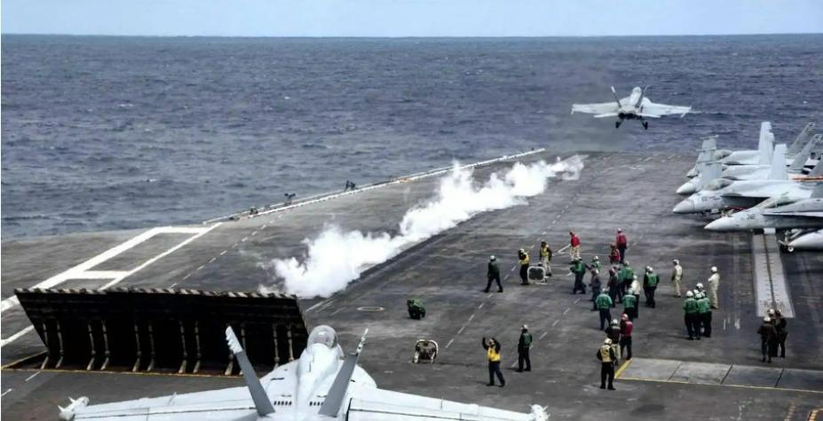 讲武谈兵｜蒸汽弹射遇“突然的幸福”，美新航母将“开倒车”？