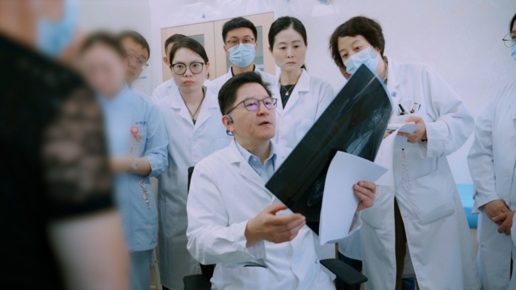 乳房重建是美容還是修復(fù)？吳炅：多學(xué)科合作，腫瘤醫(yī)院也需要整形醫(yī)生