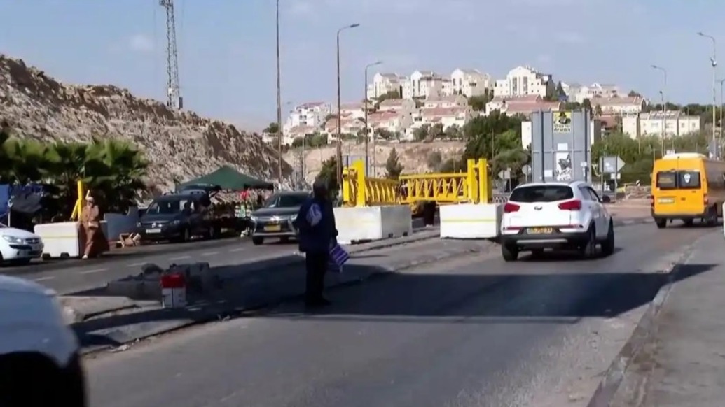 以軍兩年多來在約旦河西岸豎起近千道屏障