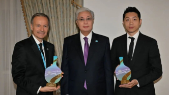 乒乓球奧運(yùn)冠軍許昕受邀參加哈薩克斯坦“總統(tǒng)杯”活動(dòng)