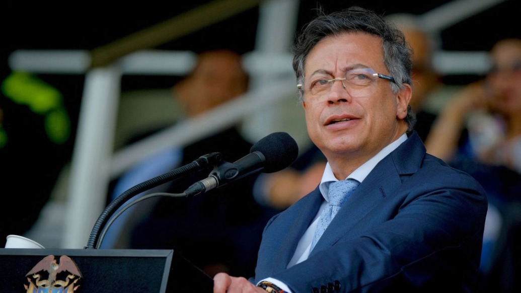 美國企業(yè)拒絕給哥倫比亞總統(tǒng)專機(jī)加油，佩特羅怒了：終止合作