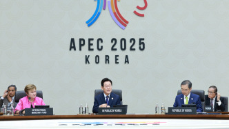 李在明APEC首日連續(xù)開(kāi)展雙多邊外交，呼吁踐行“和白精神”