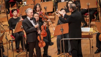 一場斷弦事故成為古典樂現(xiàn)場的試金石