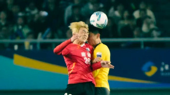 “蘇超”曲終人不散：泰州捧起冠軍獎(jiǎng)杯，各隊(duì)已開(kāi)始備戰(zhàn)來(lái)年