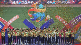 泰州登頂“蘇超”：書記進(jìn)更衣室道賀，多景區(qū)向全球游客免票