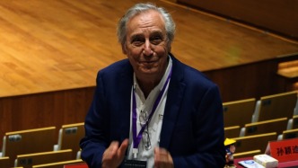 一位芬蘭鋼琴家沒能在歐洲實現的夢想，在東方落地了