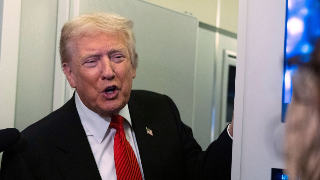 被問及是否計(jì)劃襲擊委內(nèi)瑞拉，特朗普嘲諷記者：就算有，我能告訴你？