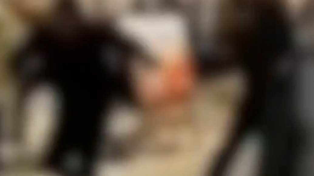 超市發(fā)生傷人事件，河南許昌胖東來生活廣場回應(yīng)已報警