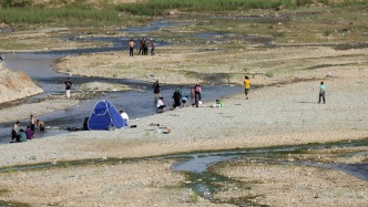 伊朗水危機(jī)惡化：德黑蘭主要飲用水來(lái)源兩周內(nèi)或枯竭，最大湖已干涸