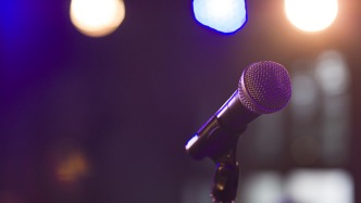 上海新闻界庆祝第26个中国记者节交流会举行