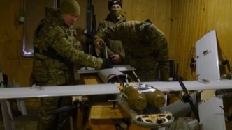 俄軍無人機裝反坦克地雷，摧毀烏軍前線陣地