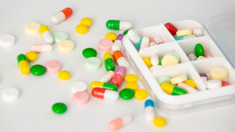 新版基本醫(yī)保藥品目錄及首版商保創(chuàng)新藥目錄擬于12月首個周末發(fā)布