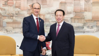 龔正會見塞爾維亞總理馬楚特