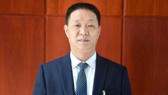 六盤水市政協(xié)副主席鮑吉克轉(zhuǎn)任市委常委、市政府黨組副書記