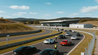 中年男人最爱的豪车，利润暴跌99%