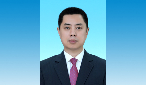 天津市津南区区委常委、区纪委书记管强转任常务副区长