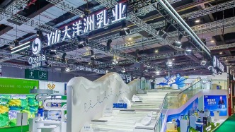 “全勤生”伊利八赴进博之约，谱写从追赶到超越的共赢篇章